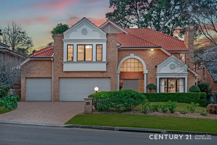 8 Lyneham Place, West Pennant Hills NSW 2125