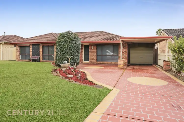 299 Copperfield Drive, Rosemeadow NSW 2560