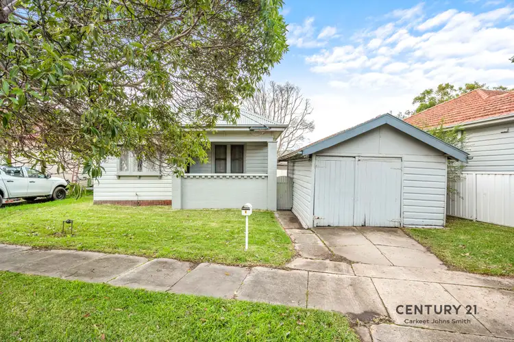 6 Watson Street, Mayfield NSW 2304