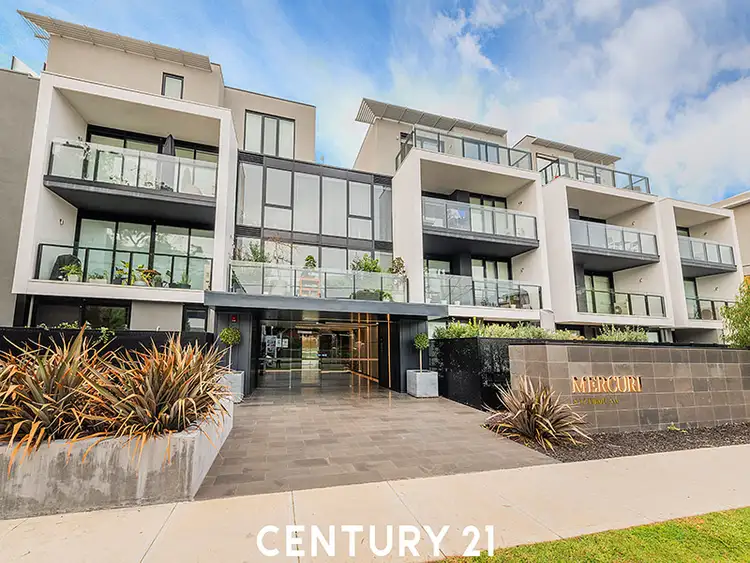 208/8 Elliott Avenue