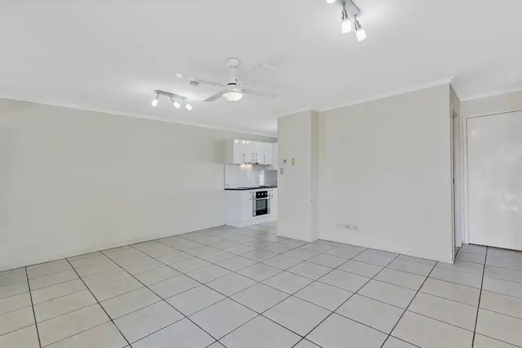Sixth view of Homely unit listing, 17/10 Melody Court, Warana QLD 4575