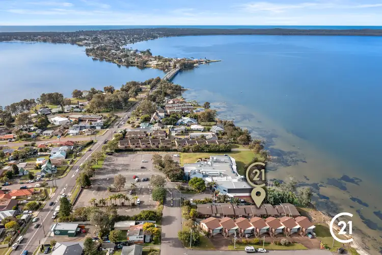 3/2 Mary Street, Gorokan NSW 2263