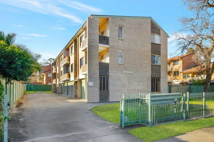 3/23 Santley Crescent, Kingswood NSW 2747