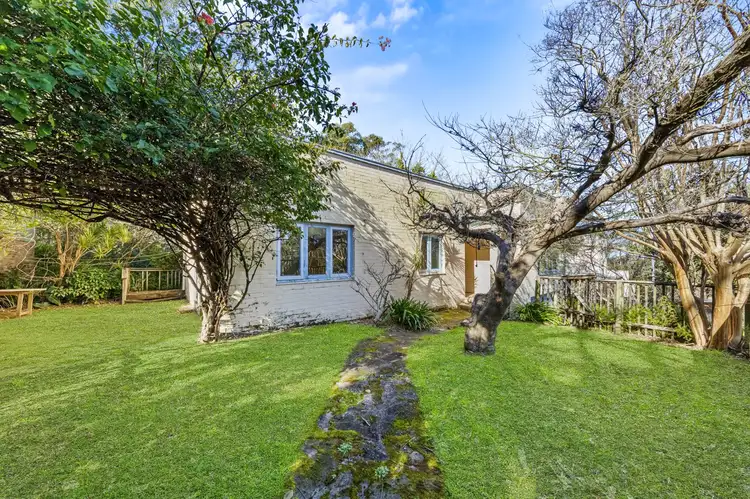 8 Duff Street, Turramurra NSW 2074