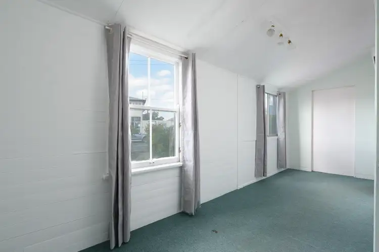 Fourth view of Homely unit listing, 1/82 Horseshoe Bend, Gympie QLD 4570