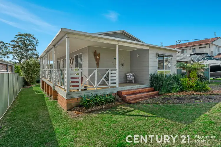 26 Lachlan Crescent, St Georges Basin NSW 2540
