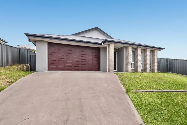 6 Aqua Court, Cameron Park NSW 2285