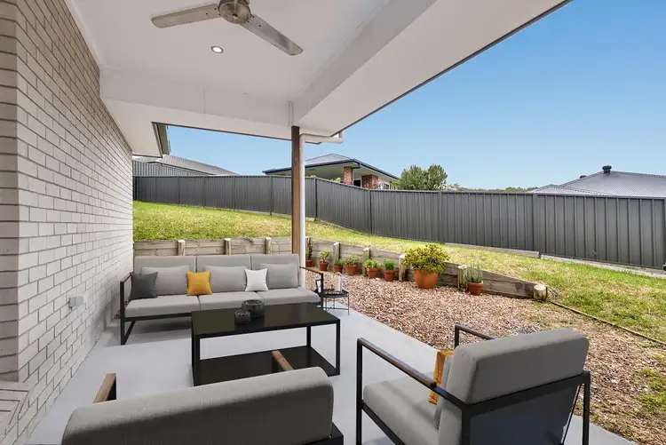 Second view of Homely house listing, 6 Aqua Court, Cameron Park NSW 2285