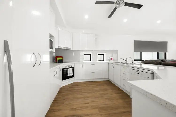 Second view of Homely house listing, 10 Calais Court, Kuluin QLD 4558