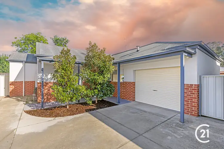 4/63 Landsborough Street, Echuca VIC 3564