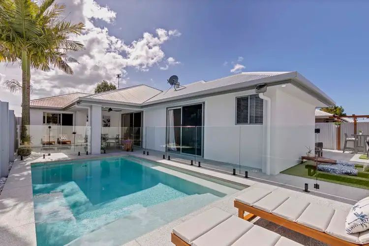 10 Mackerel Street, Mountain Creek QLD 4557