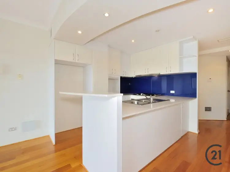 Fifth view of Homely apartment listing, 2/51 Breakwater Parade, Mandurah WA 6210