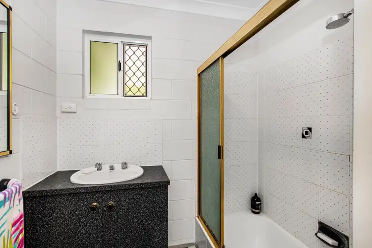 Fifth view of Homely unit listing, 1/37 Ralston Street, West End QLD 4810