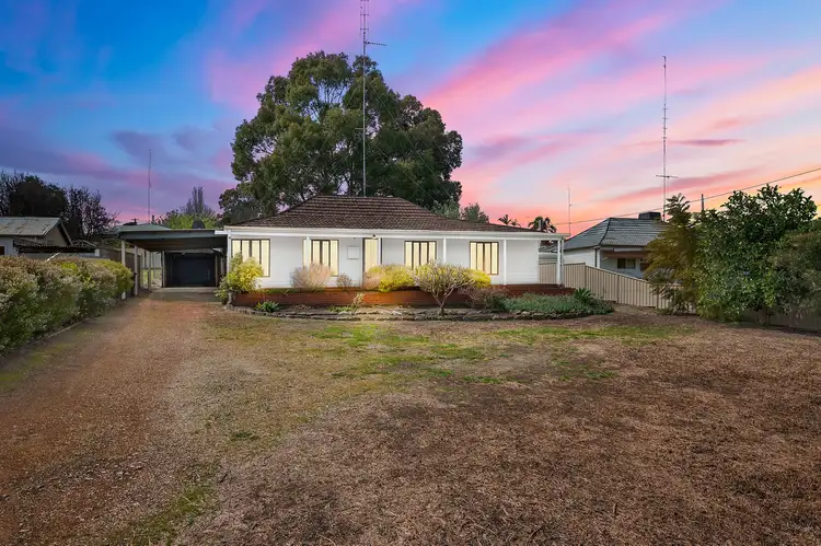 24 South Western Highway, Waroona WA 6215