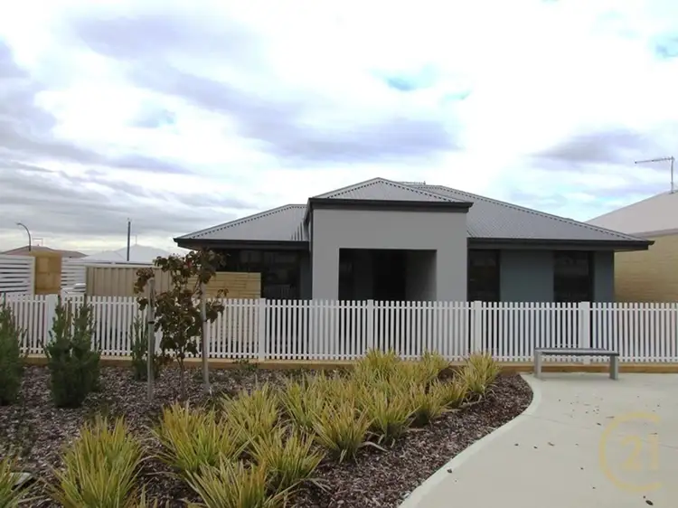 21 Tamarind Lane