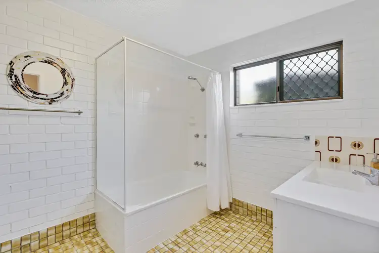 Sixth view of Homely unit listing, 3/33-35 Goonawarra Drive, Mooloolaba QLD 4557