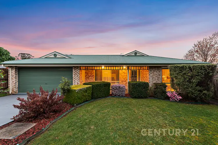 5 Kinross Court, Pakenham VIC 3810