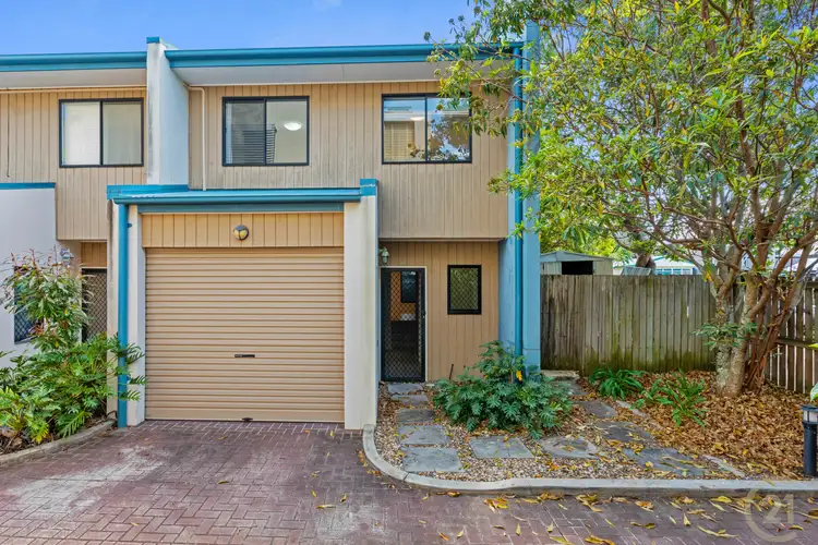 4/82-86 Mein Street, Scarborough QLD 4020
