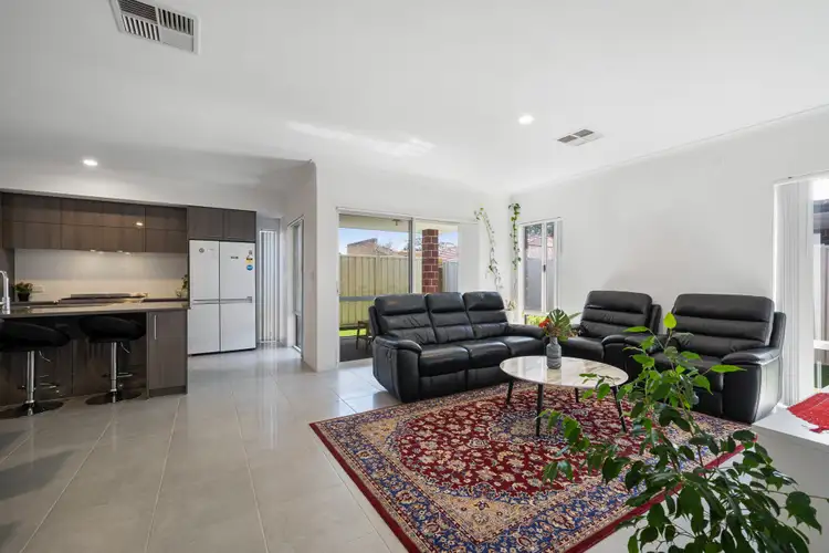 Sixth view of Homely house listing, 2/20 Fulham Street, Kewdale WA 6105