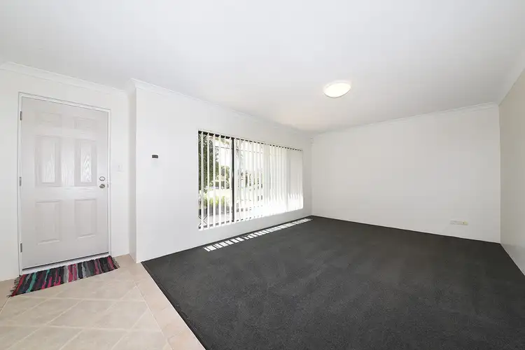 Fourth view of Homely house listing, 8 Gardiner Heights, Kinross WA 6028