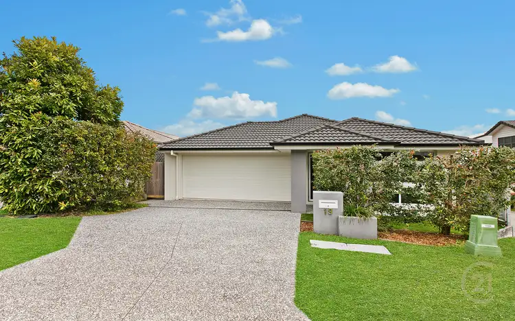 19 Carlingford Court, Warner QLD 4500