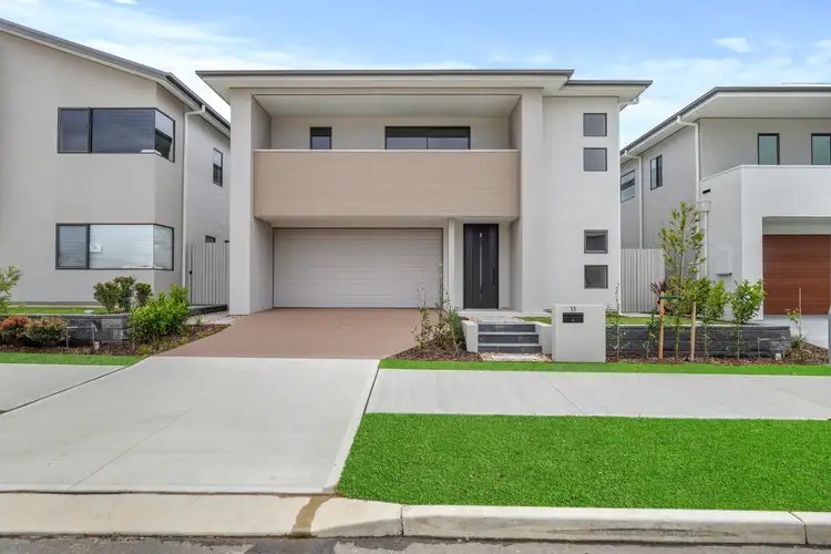 33 Ballandean Avenue, Gledswood Hills NSW 2557