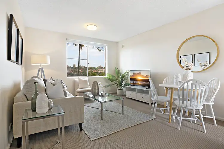 3/54 Raglan Street