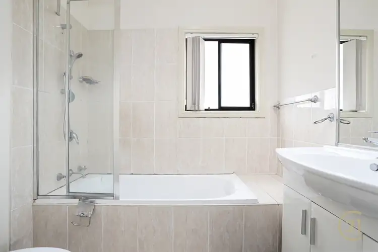 Fifth view of Homely house listing, 2/7-9 Pembroke Road, Minto NSW 2566