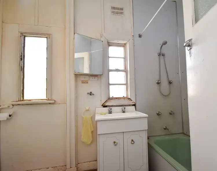 Sixth view of Homely house listing, 32 Beryl Street, Broken Hill NSW 2880