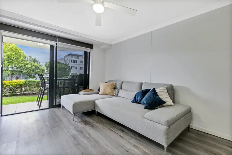 Fifth view of Homely unit listing, 2/87-89 Duporth Avenue, Maroochydore QLD 4558