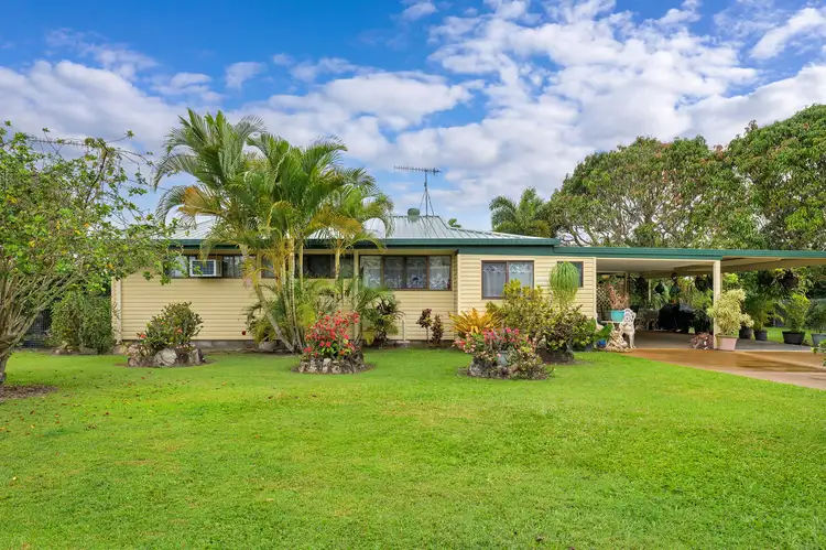 121 Gympie Road, Tin Can Bay QLD 4580