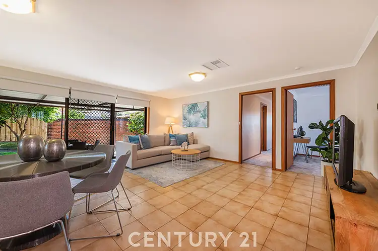 Fifth view of Homely house listing, 2 Swaran Court, Oakleigh South VIC 3167