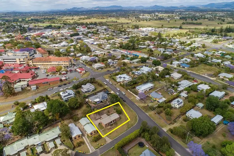 7 Hillview Court, Gympie QLD 4570