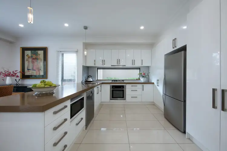 Sixth view of Homely house listing, 9 Lawson Street, Bentleigh VIC 3204