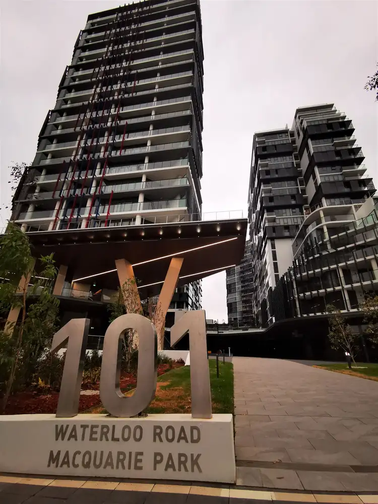 1502D/101 Waterloo Road