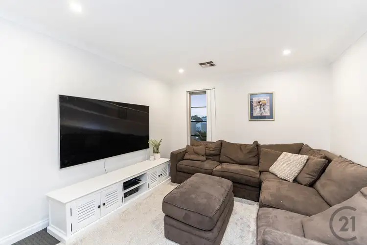 Fourth view of Homely house listing, 17 Headingley Link, Meadow Springs WA 6210