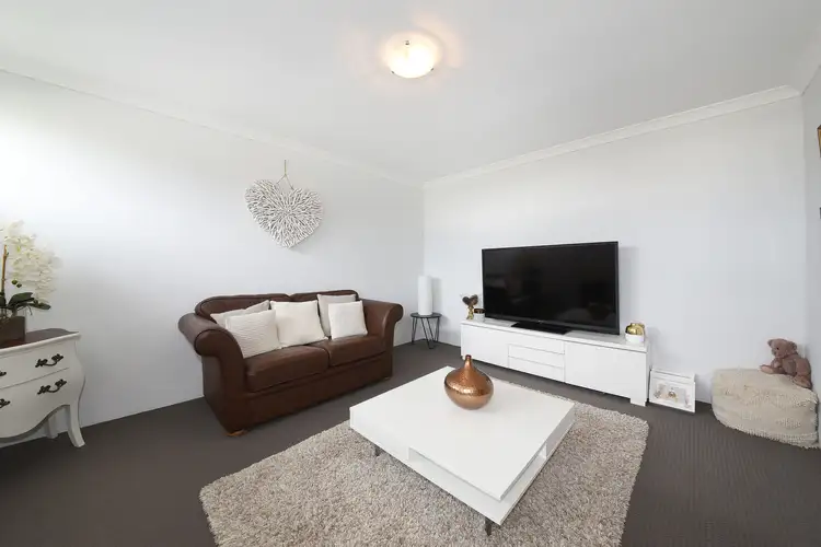 Fourth view of Homely house listing, 10 Seagull Vista, Jindalee WA 6036