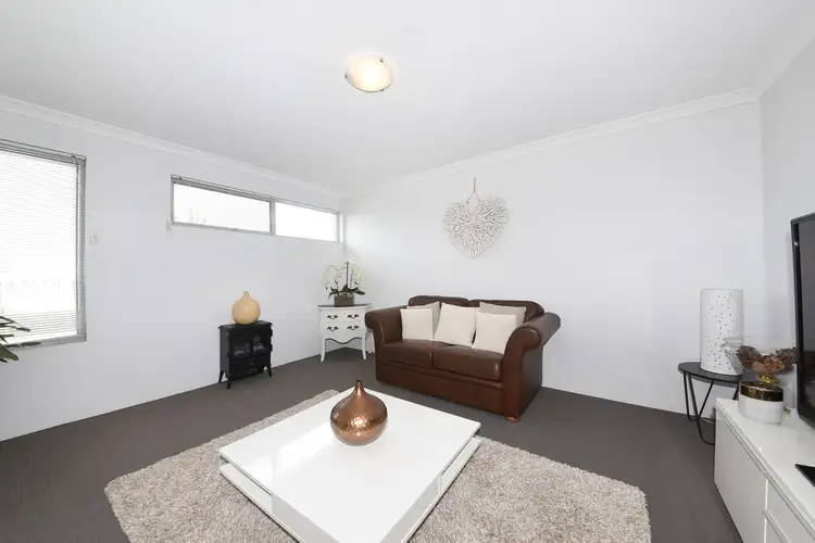 Fifth view of Homely house listing, 10 Seagull Vista, Jindalee WA 6036