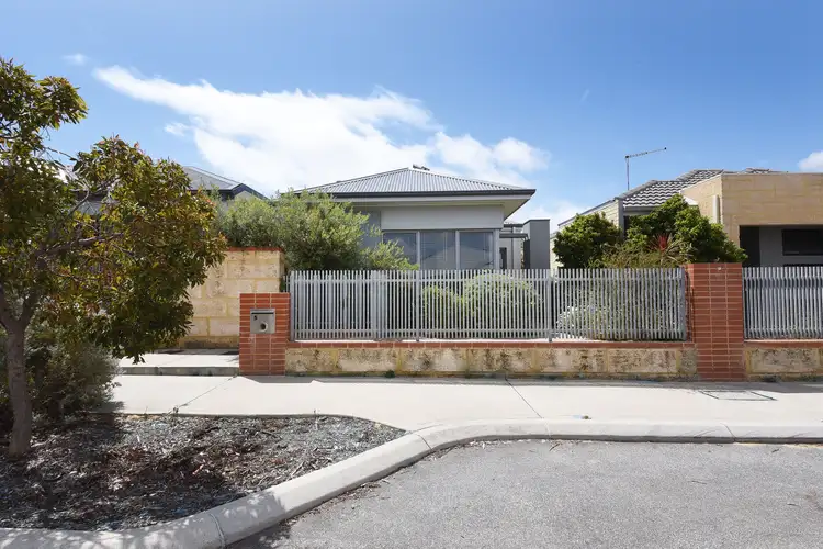 5 Perkins Drive, Clarkson WA 6030