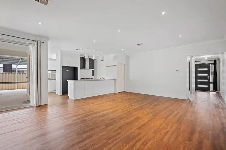 Sixth view of Homely house listing, 73 Millbridge Boulevard, Millbridge WA 6232