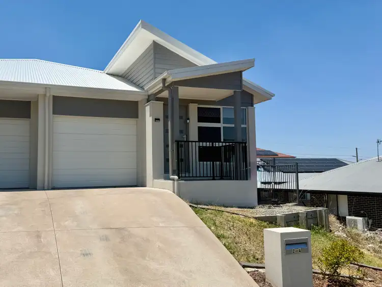 2/4 Goadsby Street, Cameron Park NSW 2285