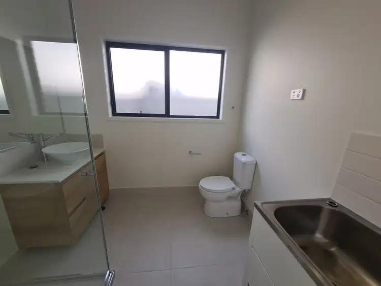 Fifth view of Homely semi-detached listing, 2/23F Lucinda Street, Clontarf QLD 4019