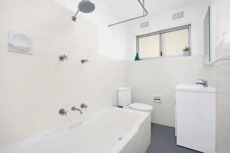 Fifth view of Homely apartment listing, 2/33-35 William Street, Rose Bay NSW 2029