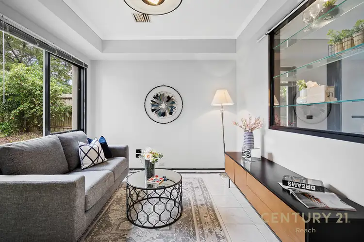Sixth view of Homely townhouse listing, 2/653 High Street Road, Glen Waverley VIC 3150
