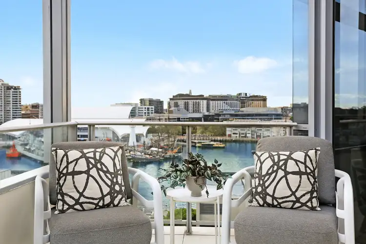 901/35 Shelley Street