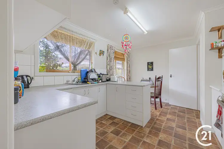 Fifth view of Homely house listing, 28 Mckenzie Street, Echuca VIC 3564