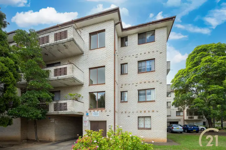 6/412 The Horsley Drive, Fairfield NSW 2165