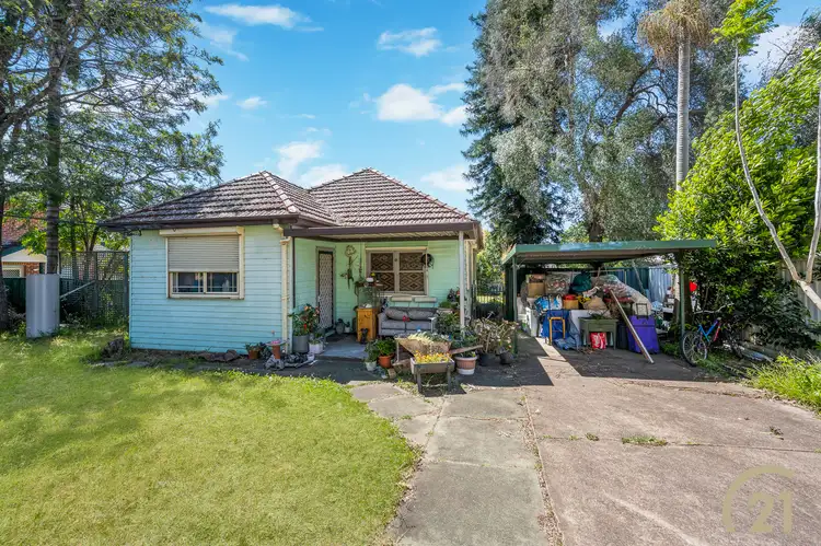 1 Laurel Street, Carramar NSW 2163