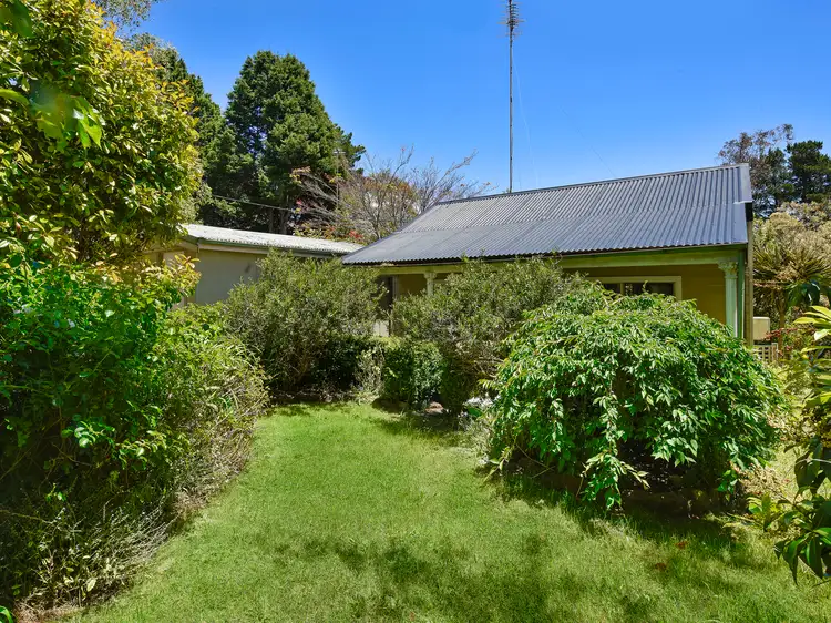 84 Godson Avenue, Blackheath NSW 2785