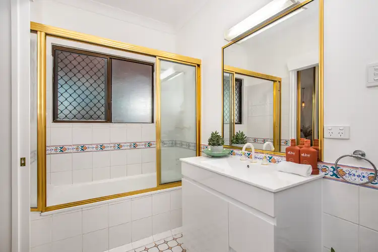 Seventh view of Homely house listing, 8 Jayella Close, Kirwan QLD 4817
